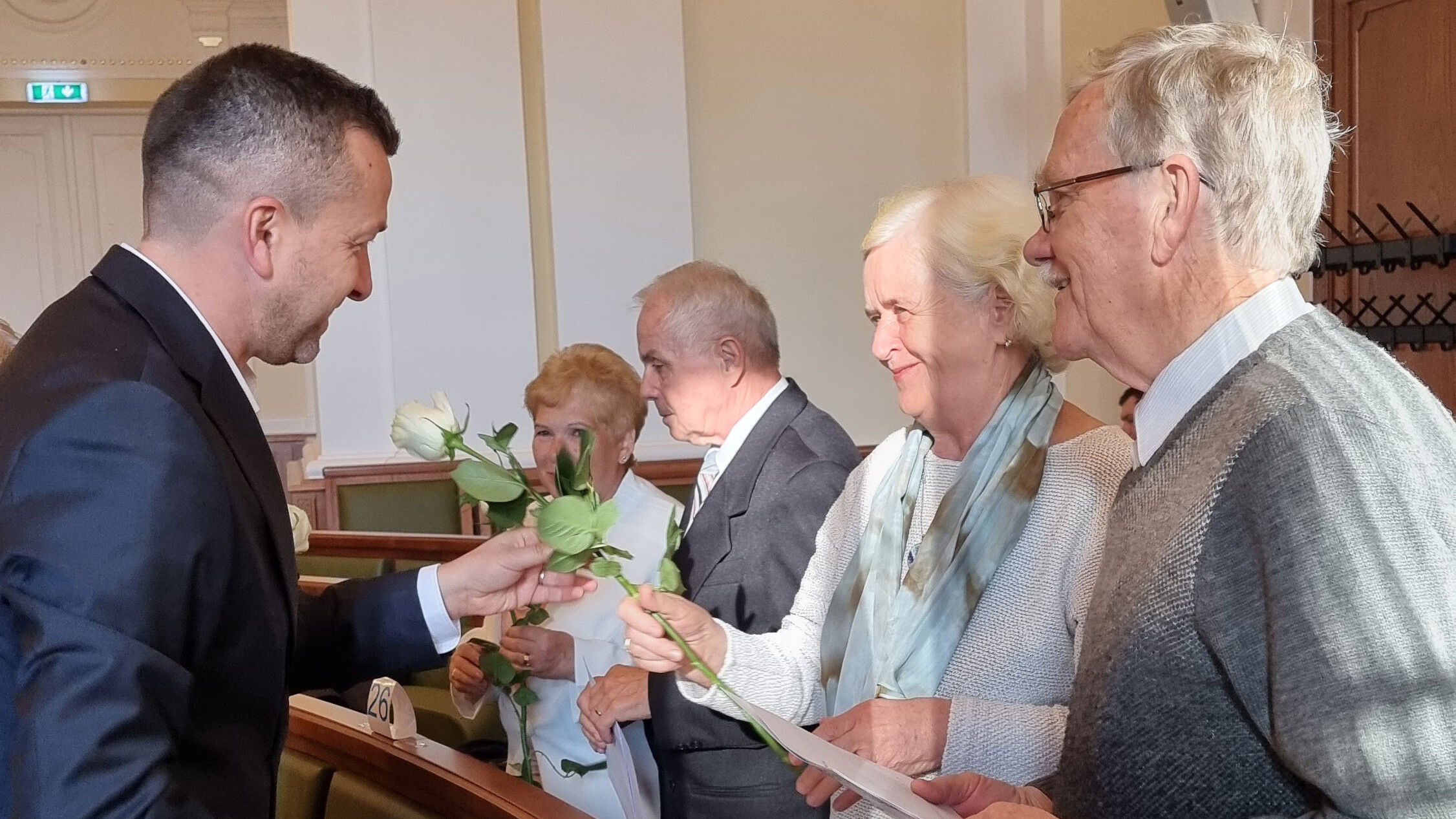 Ismét köszöntötték az aranylakodalmas házaspárokat a váradi városházán