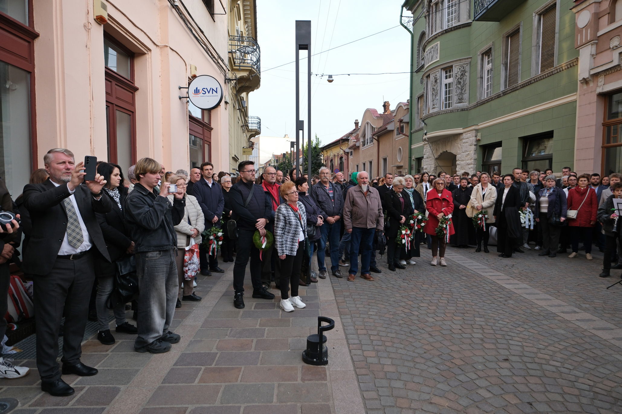 Megkoszorúzták Nagysándor József aradi vértanú nagyváradi emléktábláját