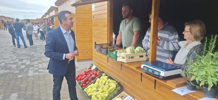 Átadták a megújult borsi termelői piacot