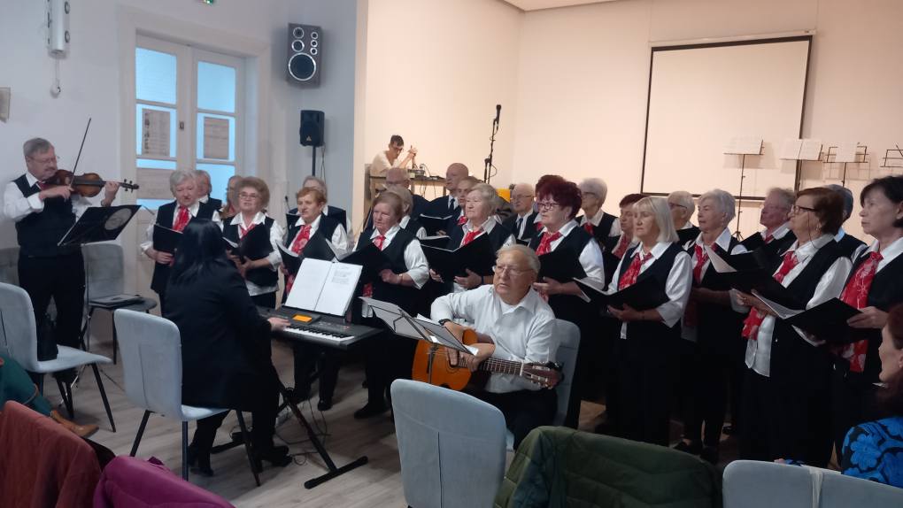 Az időseket ünnepelte a partiumi nyugdíjas-egyesület