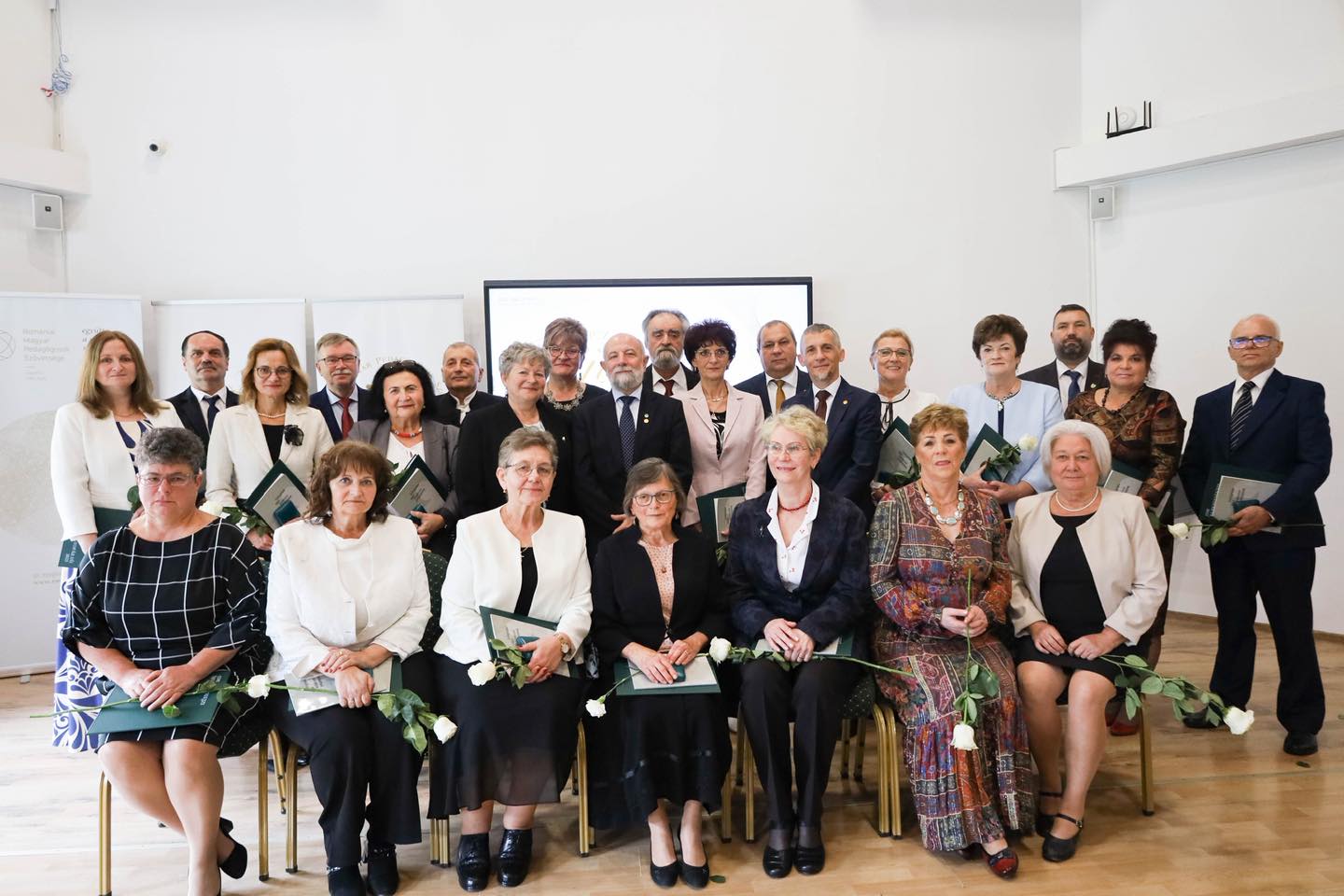 Bihar megyei pedagógusokat és diákokat is díjazott az RMPSZ