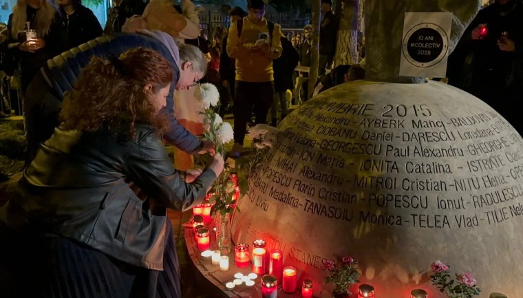 Emlékmenetet tartottak Bukarestben a Colectiv-tragédia 10. évfordulóján