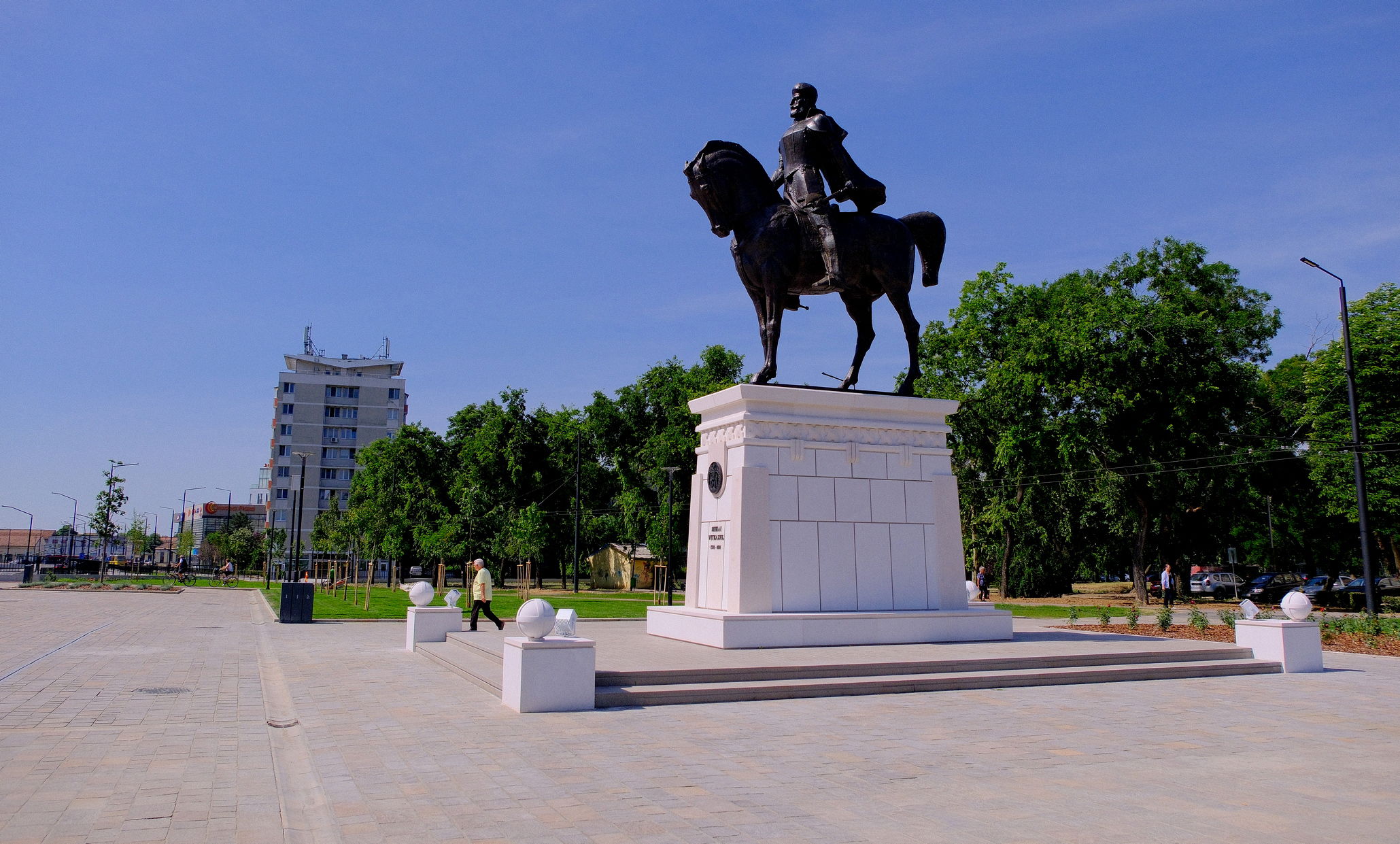 Nemzeti ünnep babfőzelékkel és csülökkel