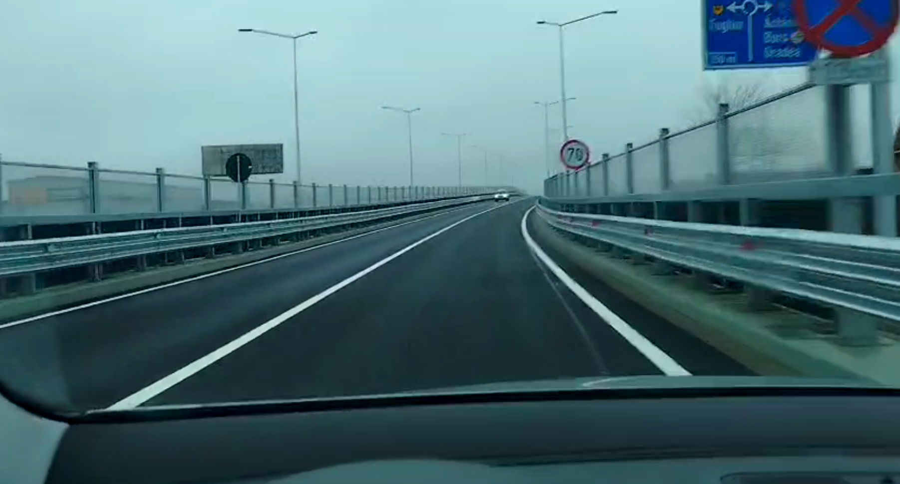 VIDEÓ | Áthaladtak az első autók a fugyivásárhelyi felüljárón