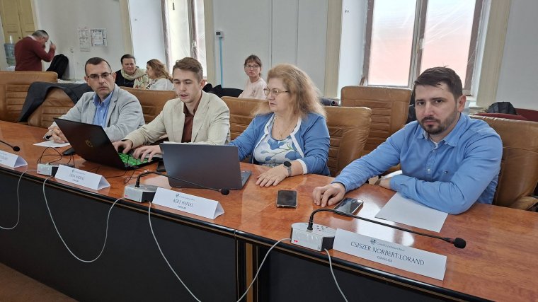 Kiadáscsökkentő döntéseket is hozott a Bihar Megyei Tanács plénuma