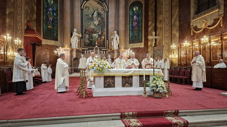 Egyházi évet zártak a nagyváradi római katolikus székesegyházban