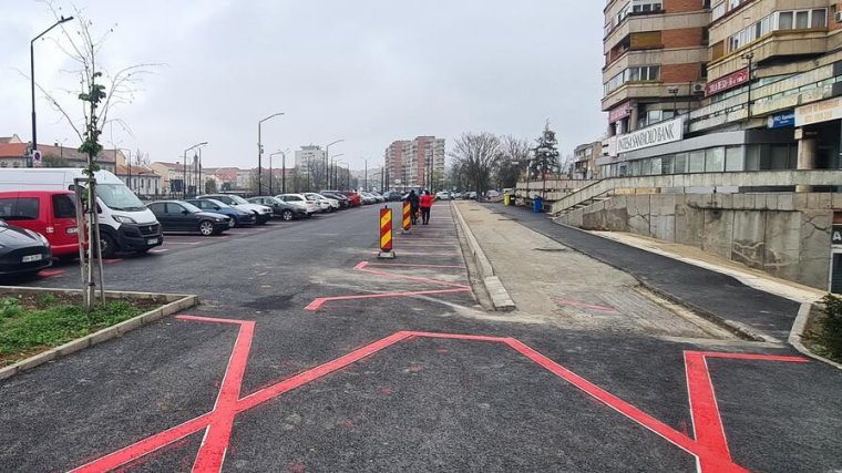 Kiszélesítették a lehetetlenül keskeny járdát Nagyváradon