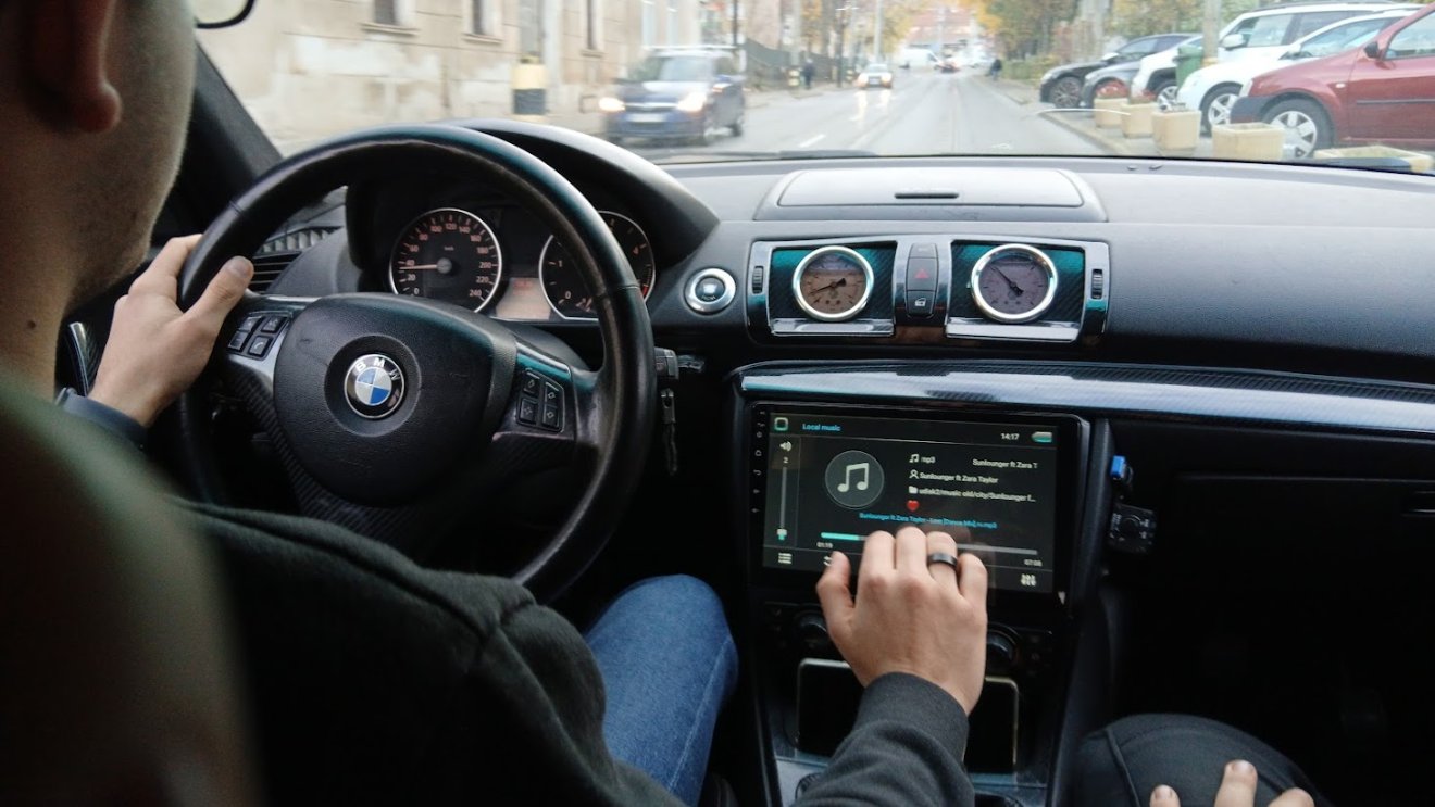 Veszélyes télen a túlzott magabiztosság a volánnál | VIDEÓK