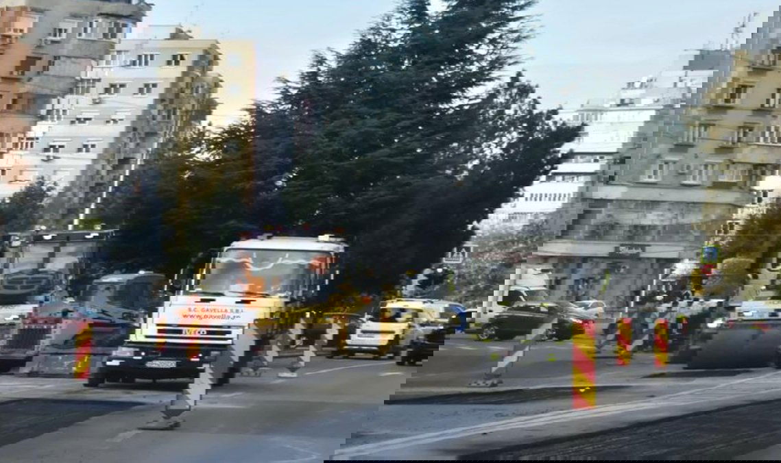 Az utolsó útkarbantartási munkálatokat végzik Váradon a tél beállta előtt