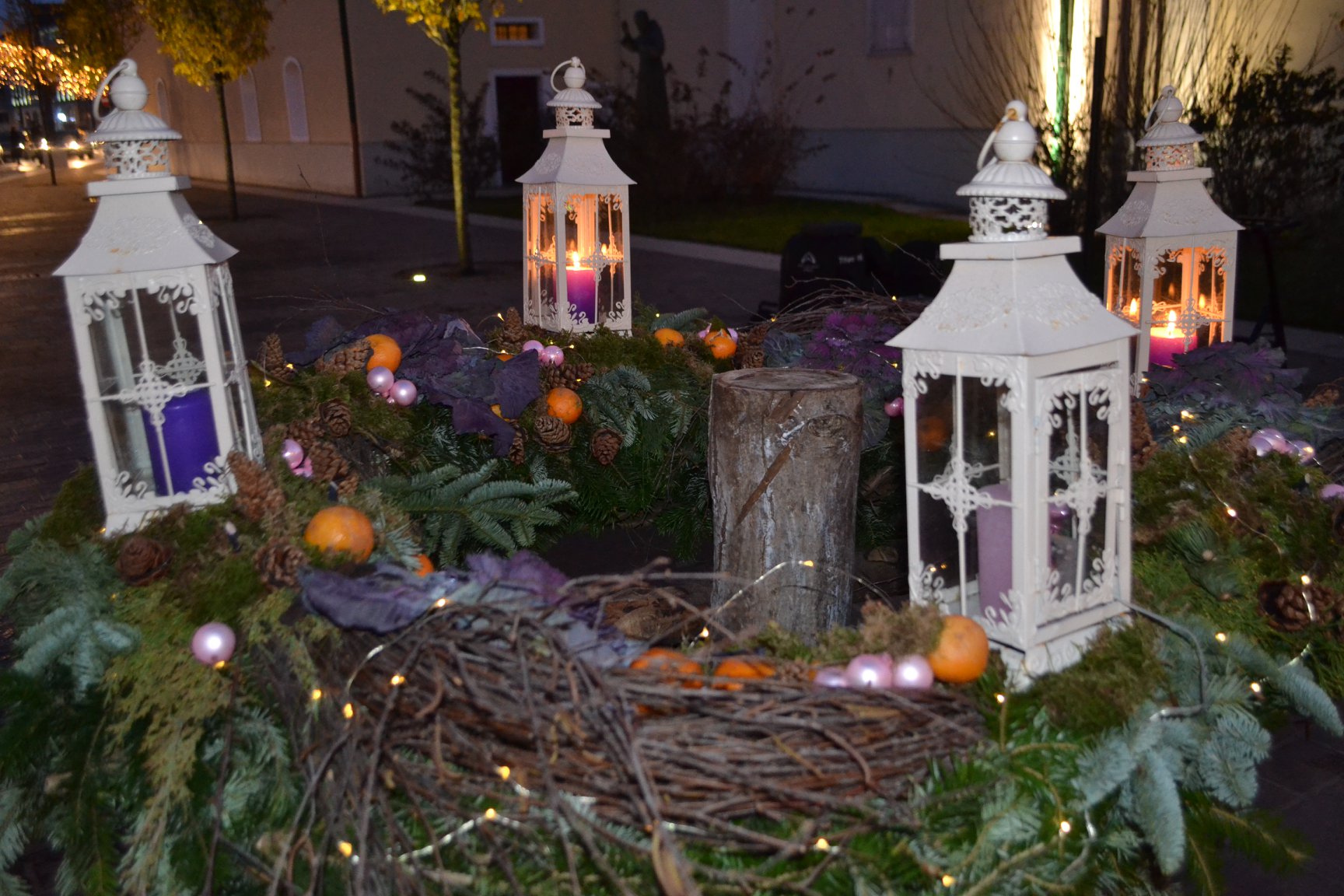 Új helyszínre költözik idén a várakozás koszorúja