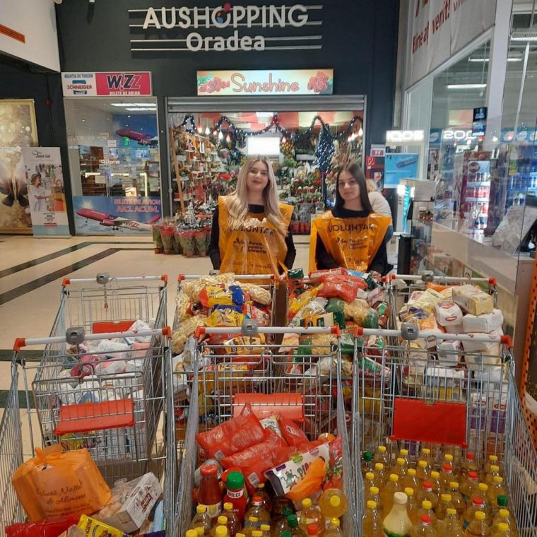 Rászorulóknak gyűjtenek élelmiszert a téli ünnepek közeledtével