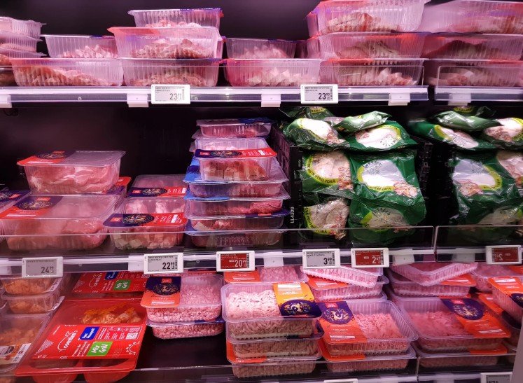 Az importból származó, romlandó élelmiszereket vizsgálják