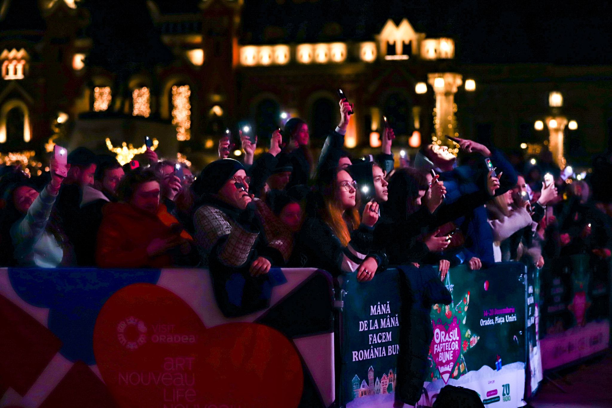 Idén is népszerű a Jó cselekedetek városa kampány, több ezren vonultak ki az első napi koncertekre