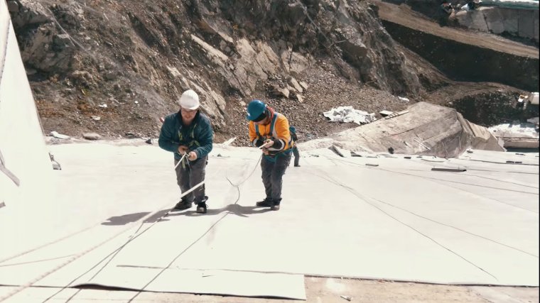 Vízálló membránréteggel burkolták a Jád-völgyi víztározó felső részét