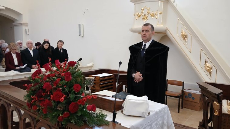 Karácsony üzenete: Isten szeret