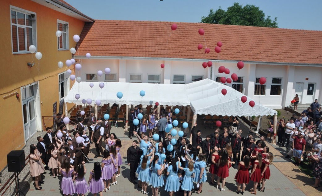 Ballagási ünnepség az érmihályfalvi technológiai líceumban