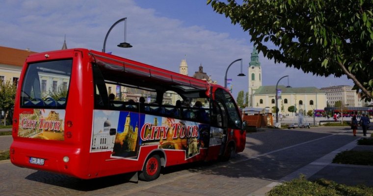 Csak délután indul el a városnéző busz szombaton