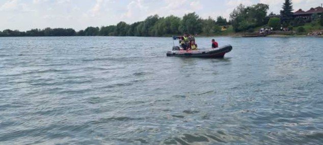 Megtalálták a józsefházi bányatóban elmerült két fiatalember holttestét