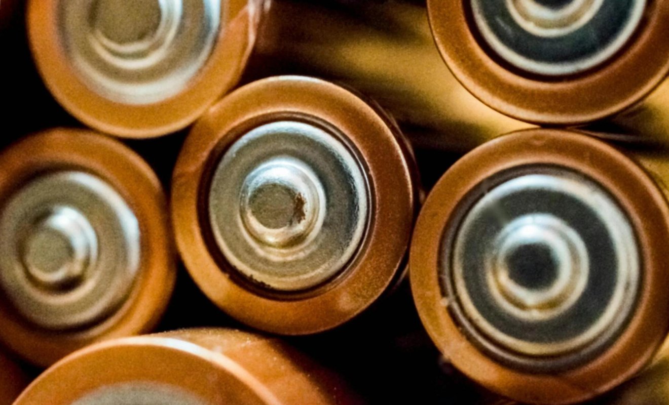 Mit érdemes tudni az 18650 akkumulátorok védett és nem védett kiviteléről? (X)