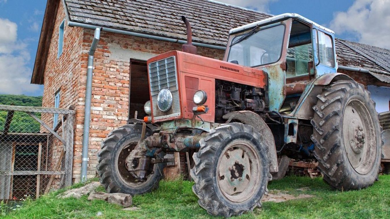 Új feltételrendszer mellett indulhat újra a roncstraktor-program
