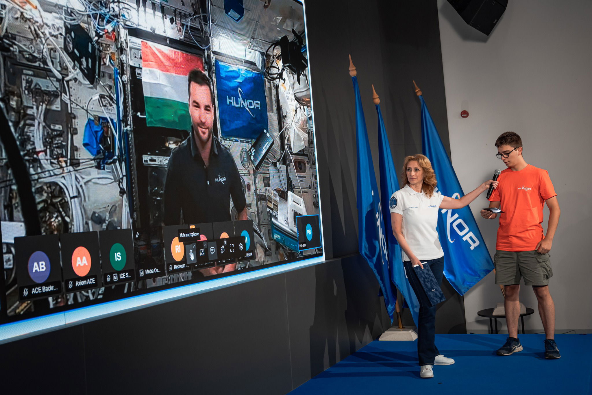 Középiskolások kérdéseire válaszolt Kapu Tibor a világűrből