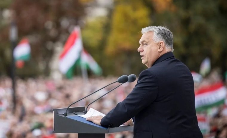 Magánaudiencián fogadja XIV. Leó pápa Orbán Viktor magyar miniszterelnököt