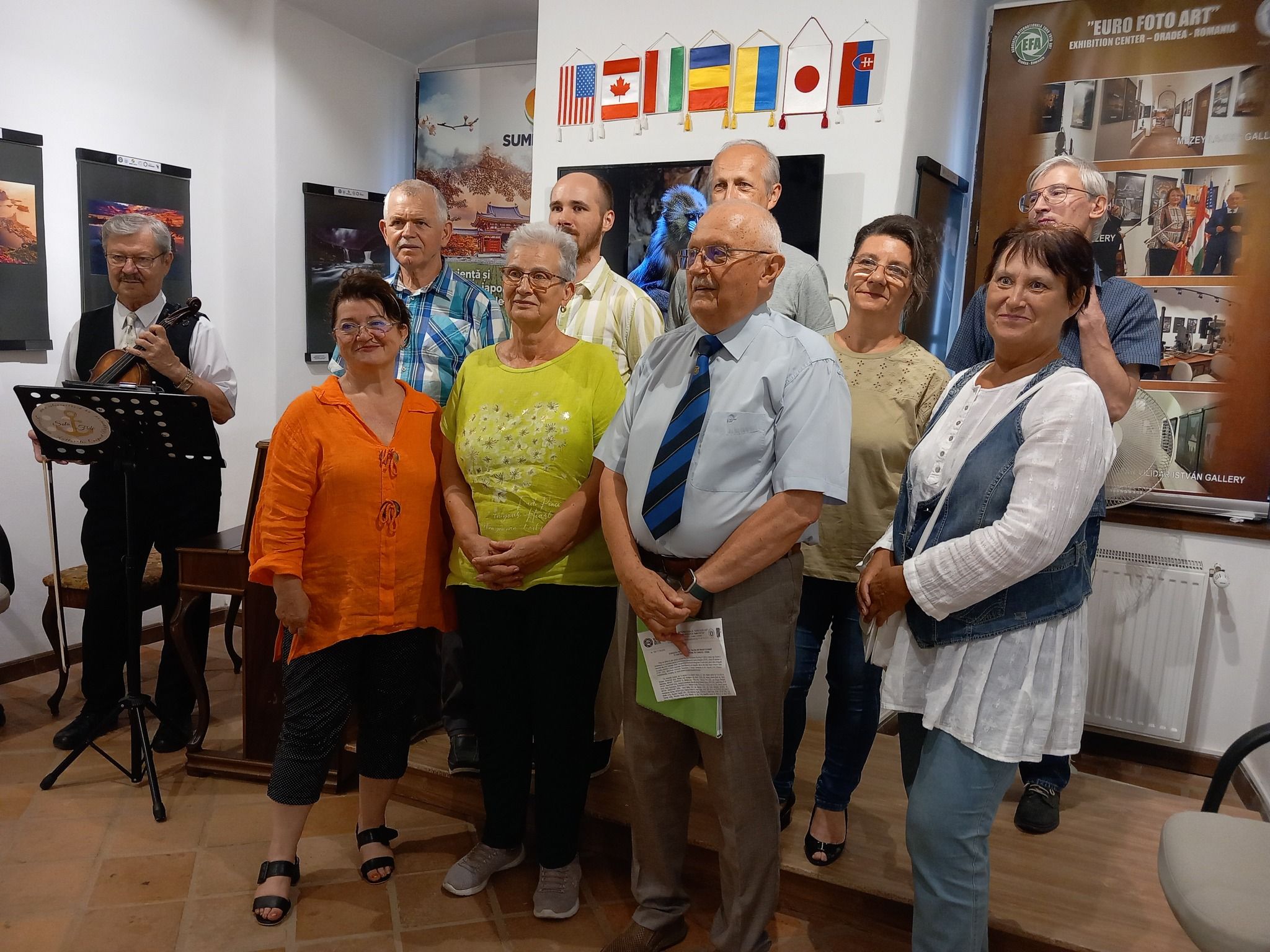 Egy egyedi projekt alkotásaiból nyílt kiállítás a fotógalériában