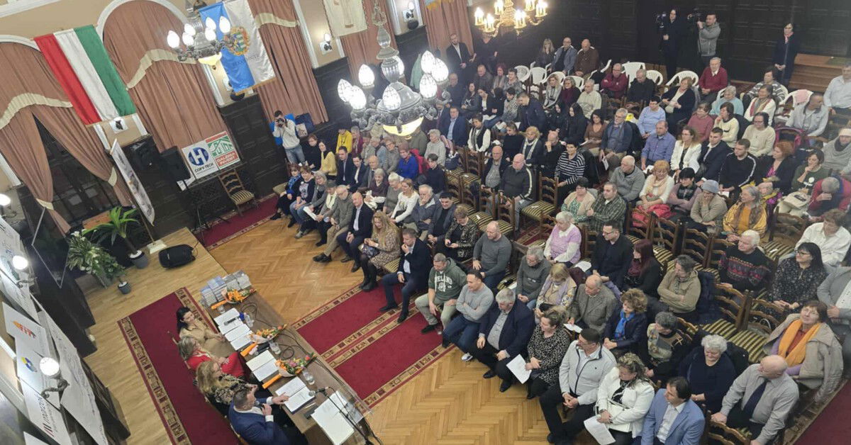 Nagyváradon debütál a Békéscsabai Irodalmi Estek