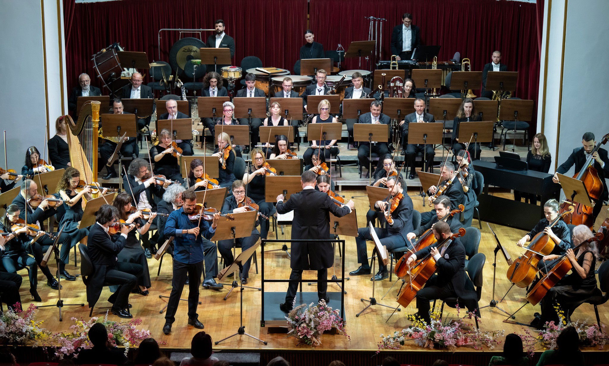Nagyszabású koncerttel nyitja meg az új évadot a váradi filharmónia