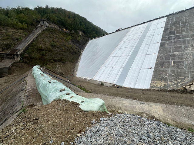 A vártnál gyorsabban haladnak a munkálatok a Jád-völgyi víztározónál