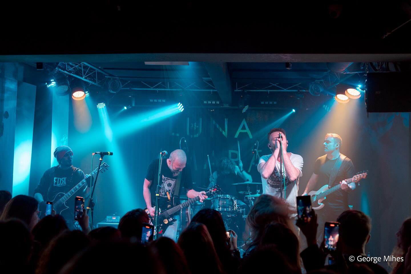 Nagyváradon lép fel a Luna Amară együttes