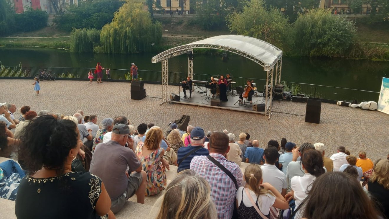 Klezmerkoncertekkel és tánccal értek véget a Zsidó Kulturális Napok Váradon | VIDEÓK