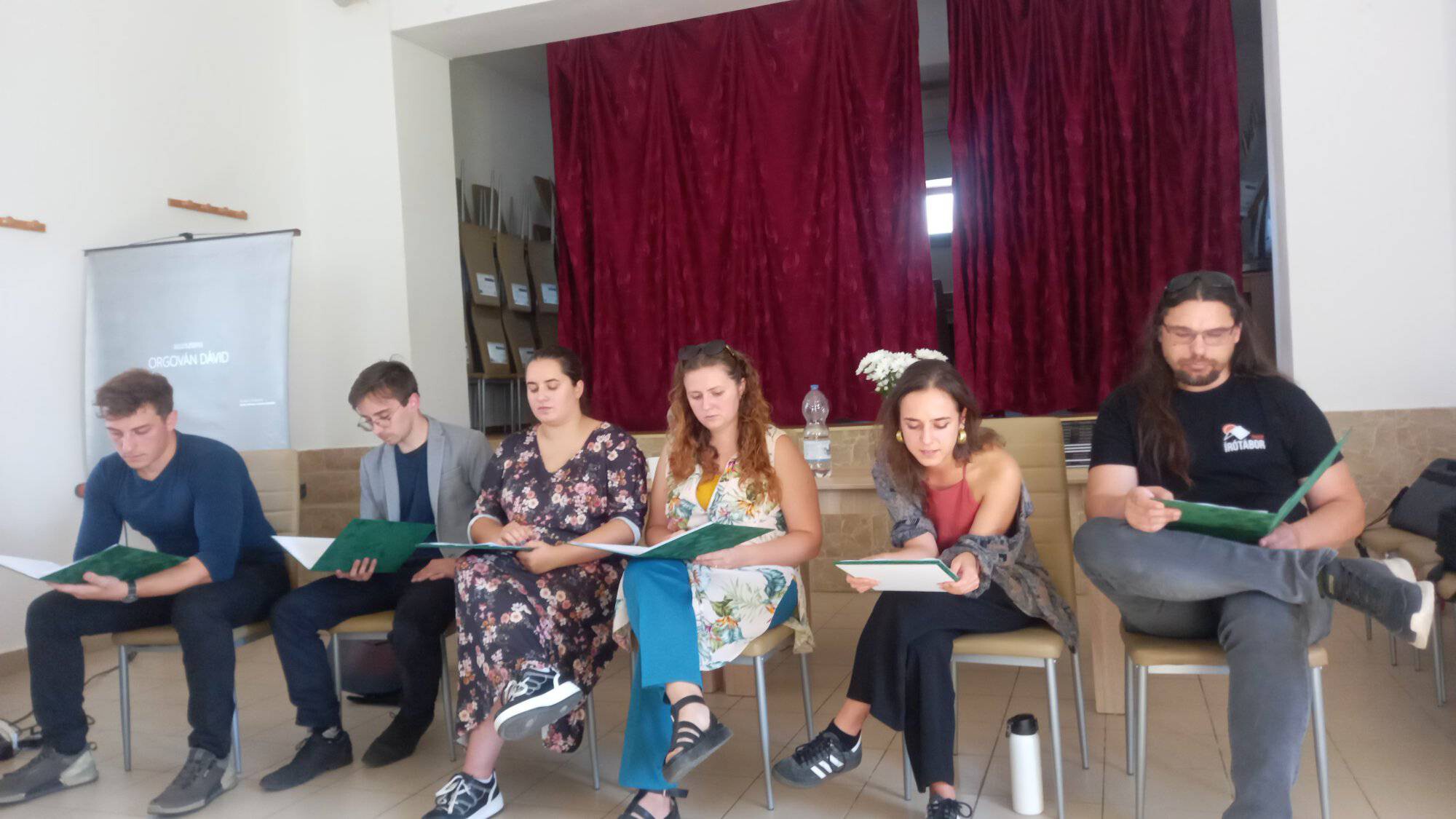 Posztumusz könyvbemutató volt Bályokon – Gódza Csillára emlékeztek szülőfalujában