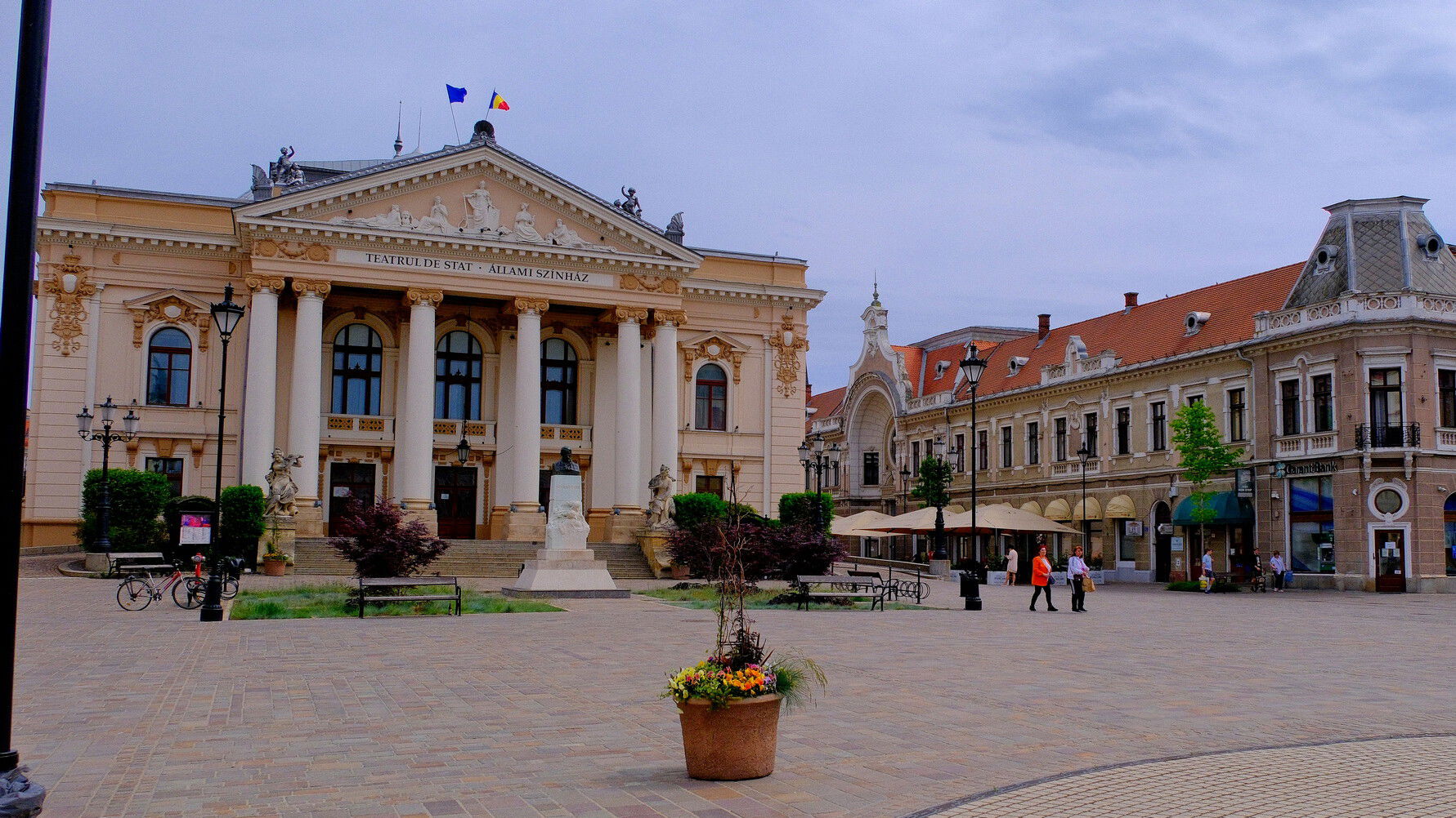 Ünnepi október a nagyváradi Szigligeti Színházban