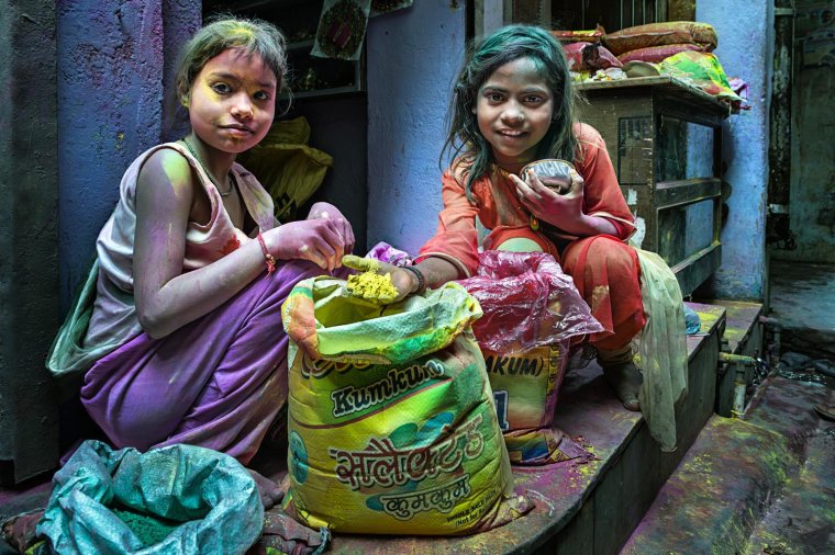 Fotótárlat az EFA Kiállítási Központban: Színesben látva a világot