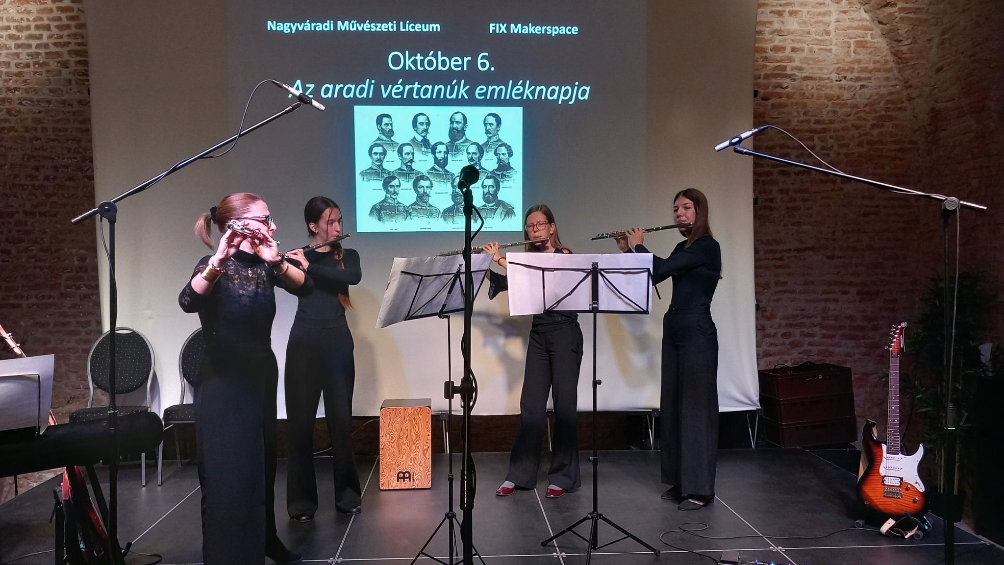 Az október 6-i aradi vértanúkra emlékeztek a művészeti líceum magyar tagozatán