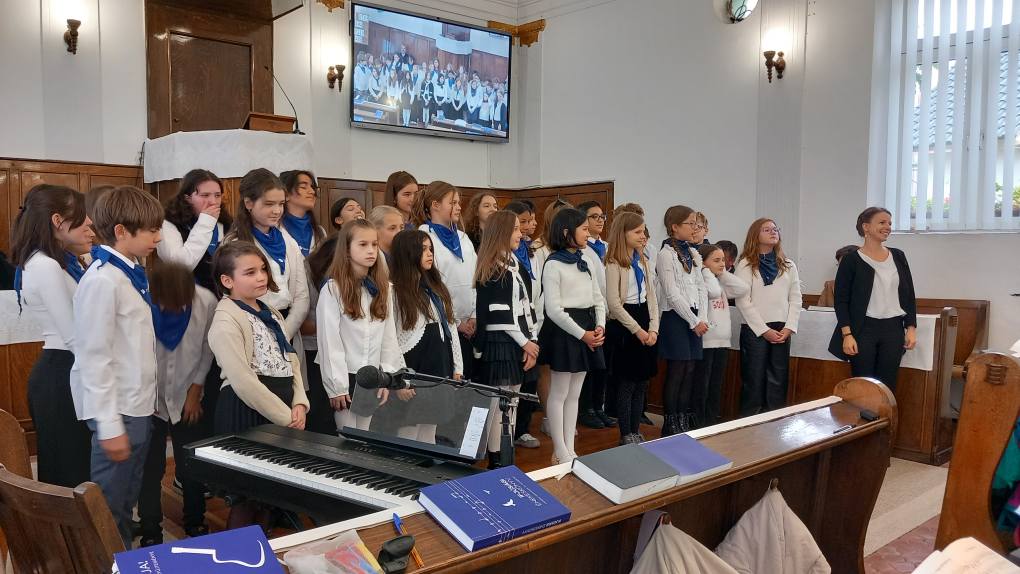 A Kolozsvári Talentum Református Iskola nagy kórusa szolgált Nagyvárad-Velencén