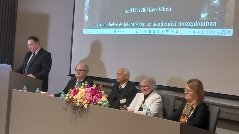 A magyar tudományt ünnepelték a Partiumi Keresztény Egyetemen