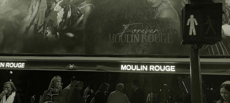 Fotókiállítás nyílik a várban: Párizs kutyafuttában