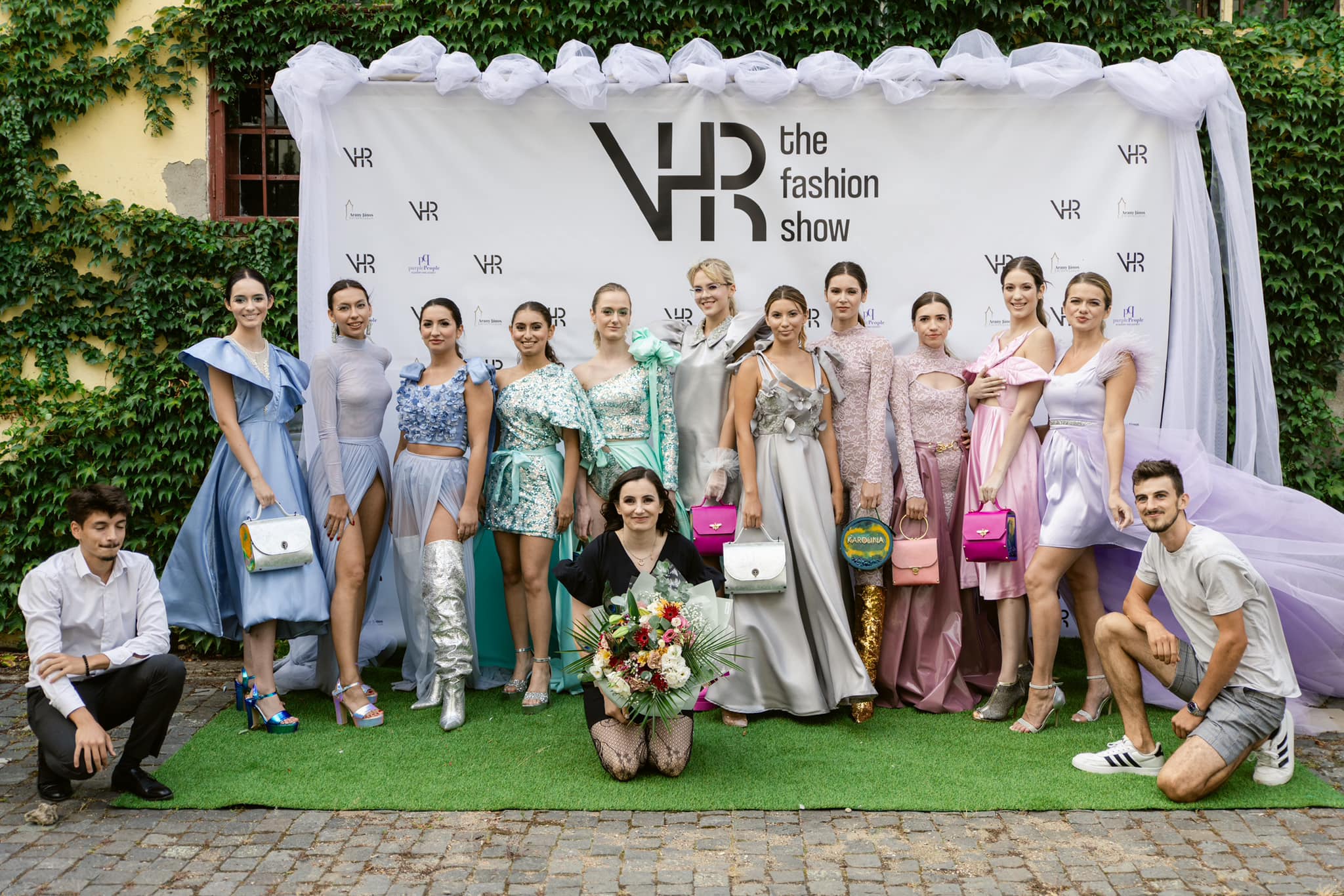 Divat és kreativitás Nagyszalontán, a Csonkatorony tövében