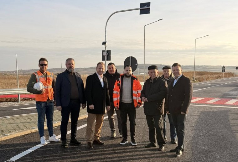 Megnyitották | Forgalomcsökkenést és kevesebb balesetet ígér az új bihari elkerülő út