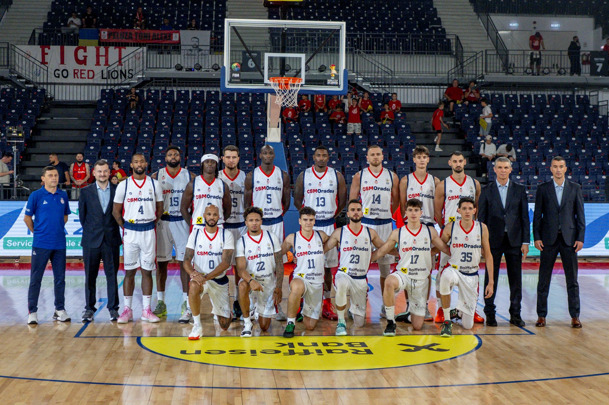 A Raiffeisen Bank a Nagyváradi VSK U főszponzora lett. Egy szívből jövő és eredményes partnerség (X)