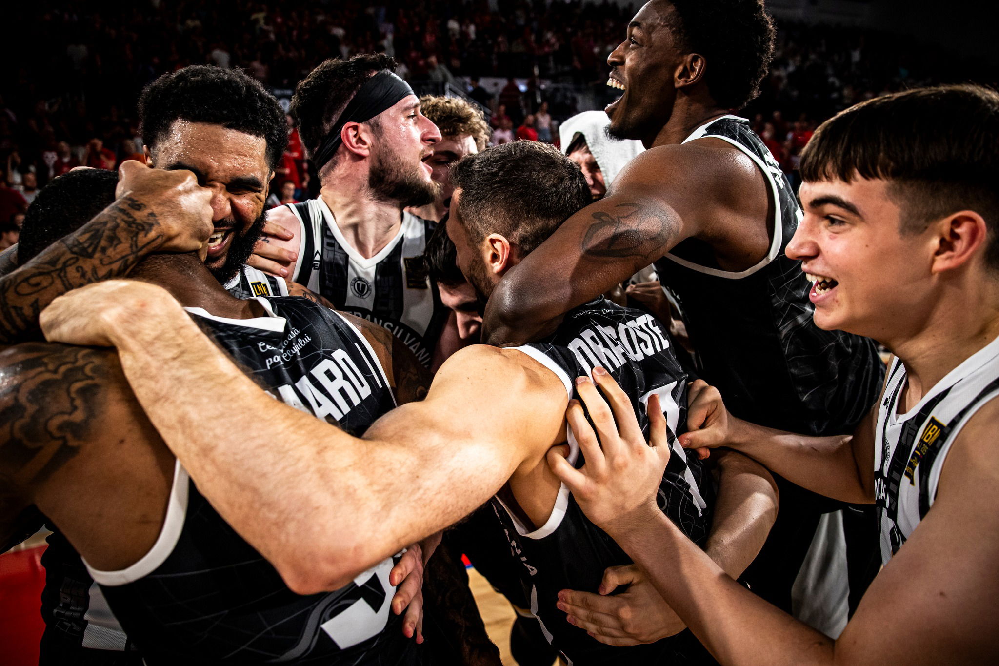 Teljes átalakulás előtt a kolozsvári kosárcsapat