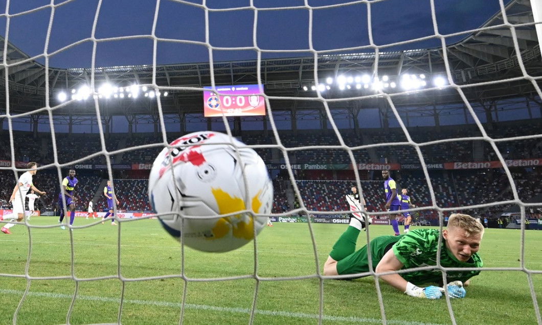 Szuperkupa-sikerrel nyitott a FCSB