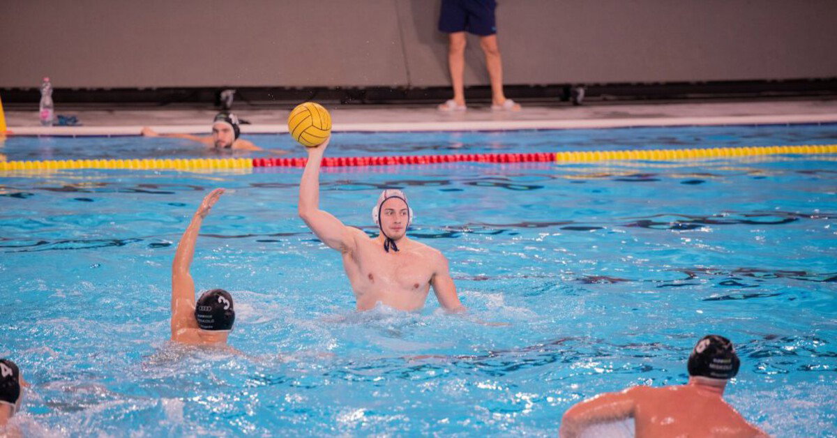 Egyben marad a bajnokcsapat, Czenk Ferenc is hosszabbított