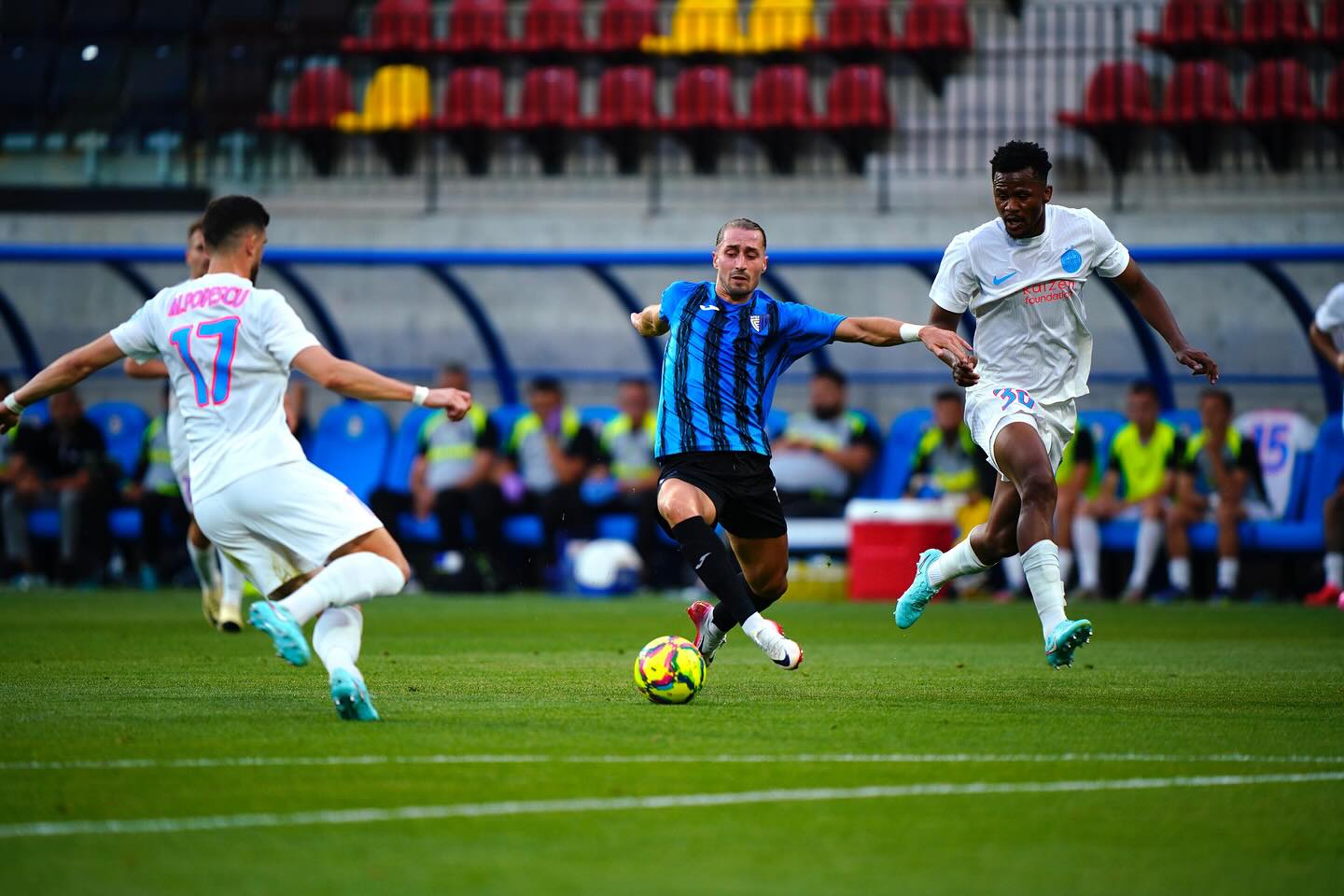 Megizzadt Andorrában, de továbbjutott az FCSB