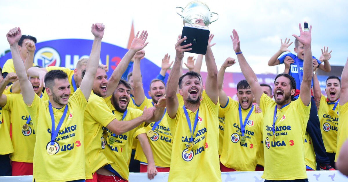 Megható üzenetben vett búcsút a piros-kékektől az egykori csapatkapitány