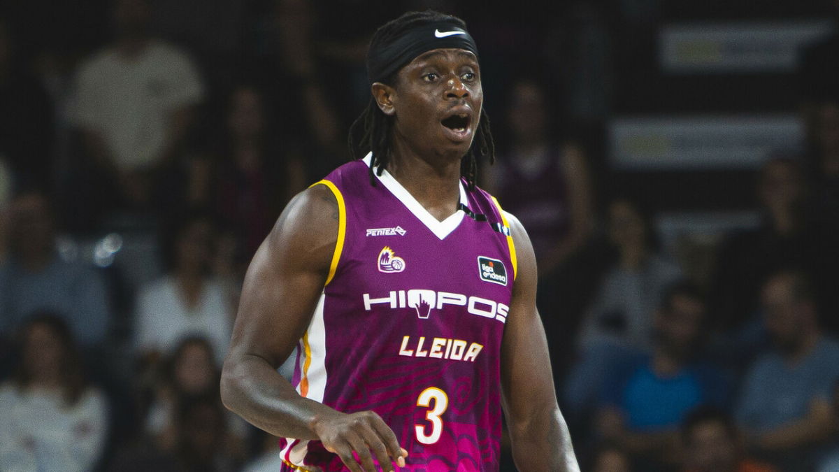 Spanyol élvonalból igazolt játékost a VSK U