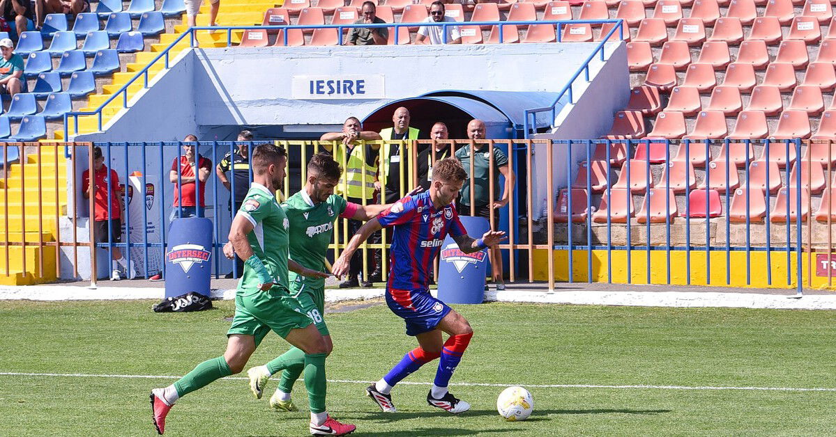 A bajnokság után a kupában is az Újszentes a kihívó