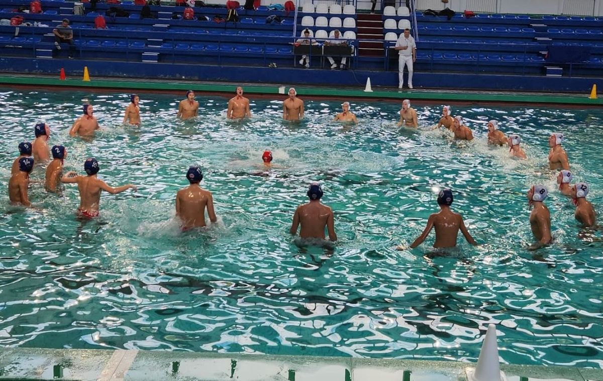 Vízilabda: szülők bántalmaztak egy női bírót Bukarestben